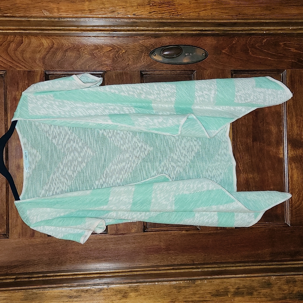 Maurices- Mint and Cream Chevron Flyaway Sweater Cardigan- Large